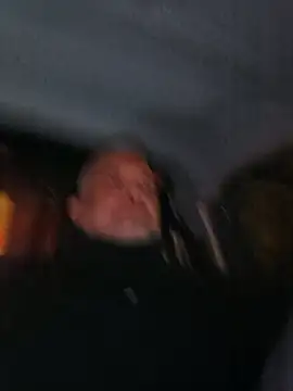 Holaluz2 online show from December 2, 2025, 5:47 pm