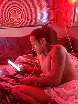 LargeDominoes online show from April 16, 2026, 12:00 am