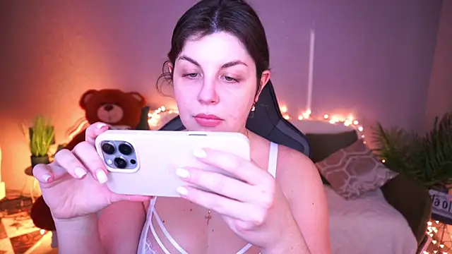 MirandaWong online show from March 7, 2026, 5:58 am