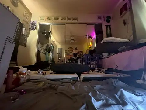 Johndoe2292 online show from February 22, 2026, 7:04 pm