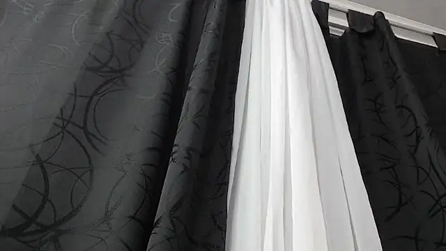 Kitten Hot  online show from December 19, 2025, 10:39 am