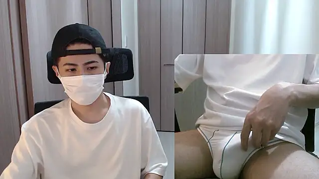 Snapshot of ryota_kkk chatting on July 21, 2026, 11:11 am ryota kkk online show from July 21, 2026, 11:11 am