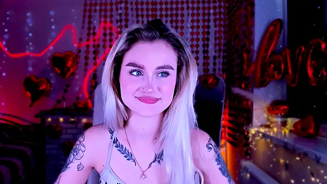  Ravenaa online show from February 19, 2025, 10:12 am