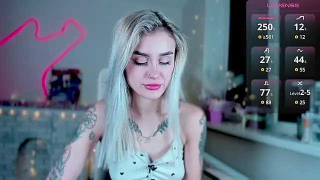  Ravenaa online show from December 14, 2024, 12:55 pm