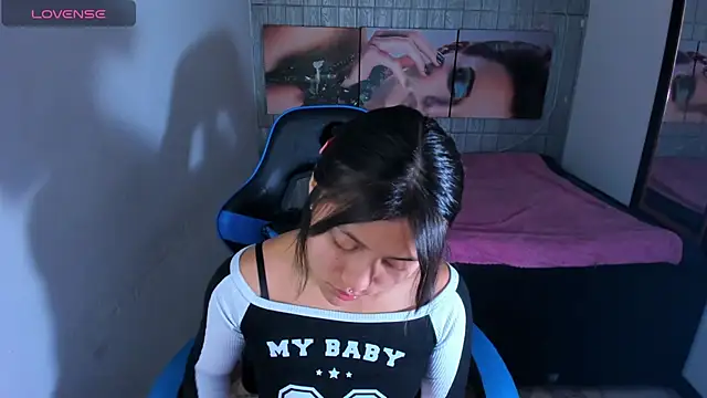 Catalehia Milk online show from September 20, 2025, 12:10 pm