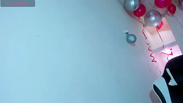 Catalehia Milk online show from November 15, 2025, 8:07 am