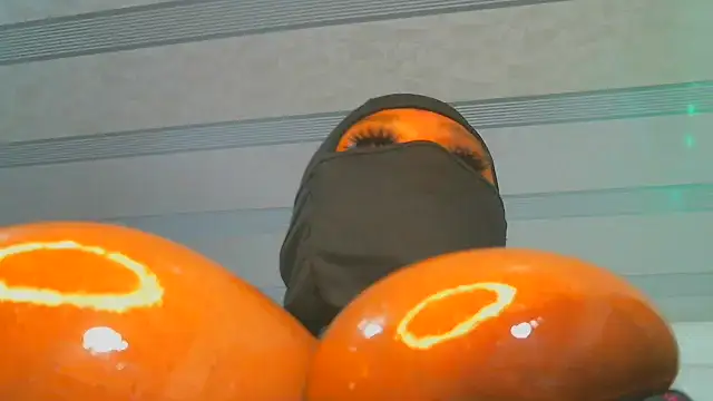 Snapshot of XPanther_24 chatting on February 5, 2025, 2:16 pm XPanther 24 online show from February 5, 2025, 2:16 pm