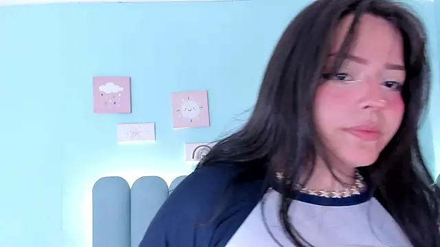 curvy rousi online show from September 23, 2025, 11:39 am