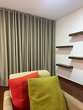 Snapshot of Alice_Biel chatting on March 21, 2025, 1:45 am Alice Biel online show from March 21, 2025, 1:45 am