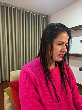 Snapshot of Alice_Biel chatting on February 27, 2025, 11:50 am Alice Biel online show from February 27, 2025, 11:50 am