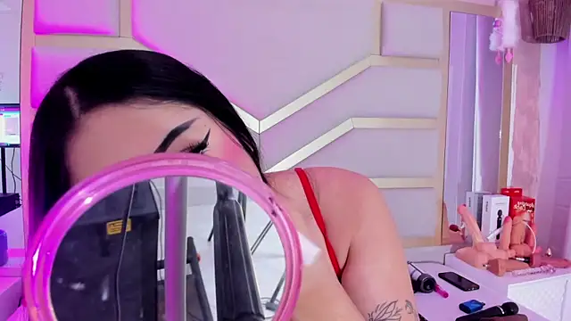 dollsweety online show from October 14, 2025, 10:09 pm