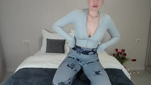 AlenaDast online show from February 19, 2025, 9:58 pm