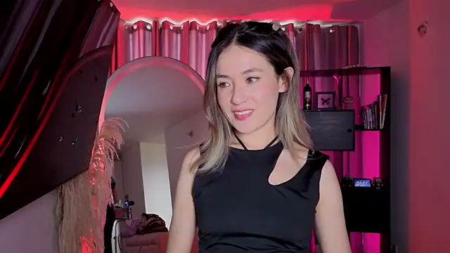 sexfire lalita online show from April 11, 2026, 4:10 pm