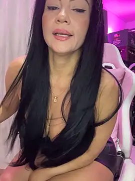 Hot beauty   online show from October 19, 2025, 4:59 am