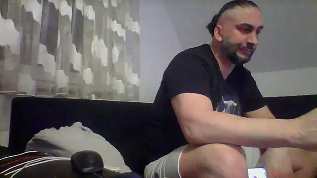 Snapshot of NewyorkDimi chatting on March 22, 2025, 4:03 am NewyorkDimi online show from March 22, 2025, 4:03 am