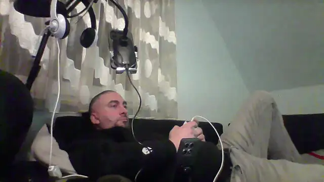 NewyorkDimi online show from March 7, 2026, 3:35 am