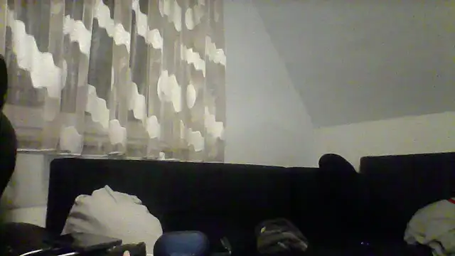 Snapshot of NewyorkDimi chatting on March 4, 2025, 11:43 pm NewyorkDimi online show from March 4, 2025, 11:43 pm