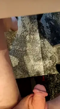 Warumnicht1980 online show from February 5, 2025, 2:05 pm