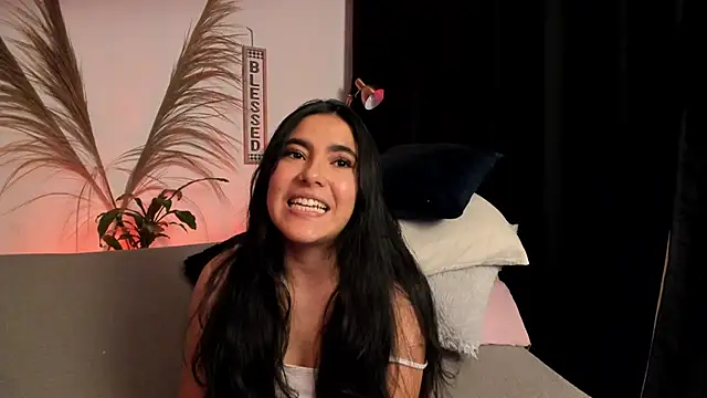 Serenity Day online show from October 1, 2025, 2:49 am