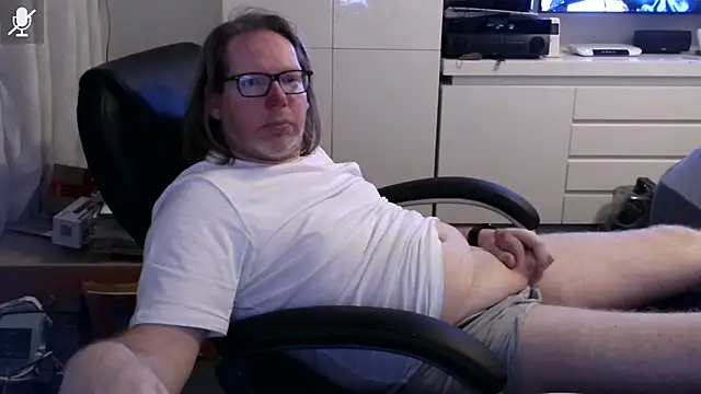 Snapshot of VSteph chatting on February 25, 2026, 8:19 pm VSteph online show from February 25, 2026, 8:19 pm