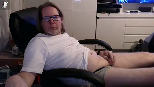 Snapshot of VSteph chatting on February 23, 2026, 11:05 pm VSteph online show from February 23, 2026, 11:05 pm