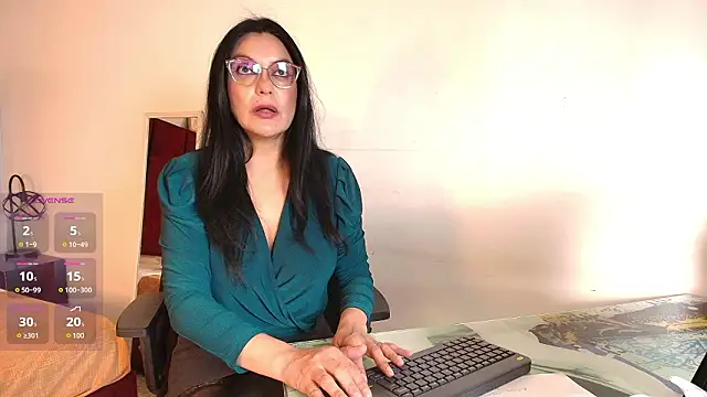 Zuzana21 online show from March 3, 2026, 12:45 pm