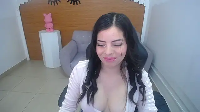 Chinatsu t online show from December 20, 2025, 12:52 pm