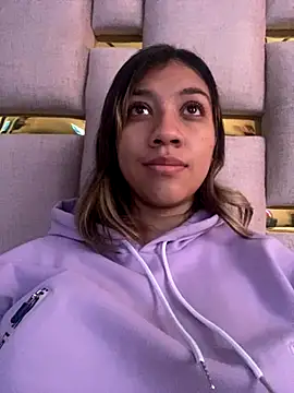 nina carther online show from September 19, 2025, 11:36 am