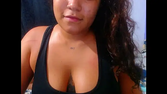 Snapshot of perverted_couple_- chatting on September 20, 2025, 11:43 pm perverted couple - online show from September 20, 2025, 11:43 pm