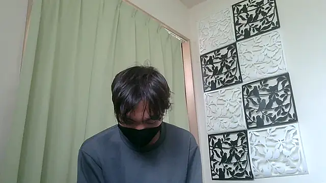 UKI06 online show from December 13, 2024, 4:22 am