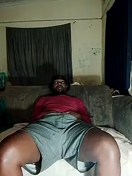 Polygamist online show from June 26, 2026, 12:38 am