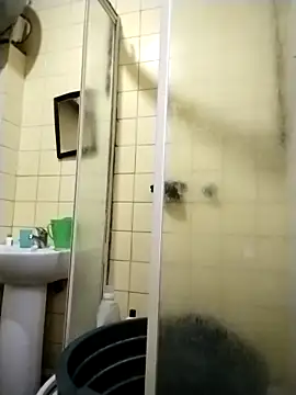 Polygamist online show from November 4, 2025, 4:38 am