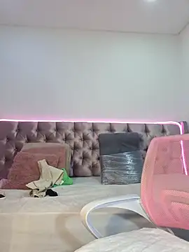 Anal Luucia online show from October 23, 2025, 12:37 pm