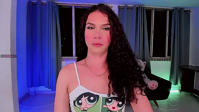 Snapshot of gatitavenecis chatting on June 10, 2026, 5:30 am gatitavenecis online show from June 10, 2026, 5:30 am