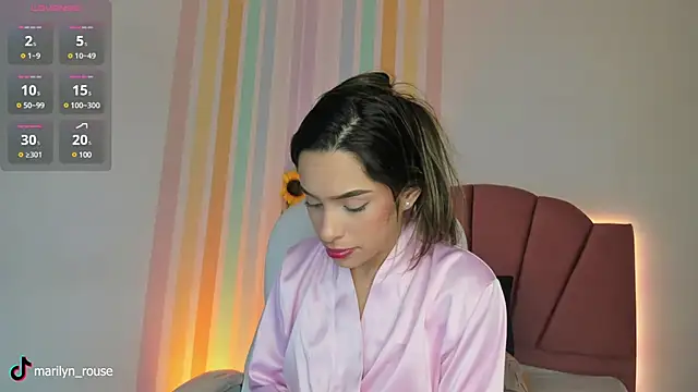 Marilyn rouse  online show from March 14, 2025, 11:00 pm