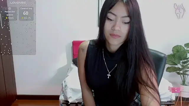 NatalyEscobar lx online show from November 11, 2025, 12:55 pm