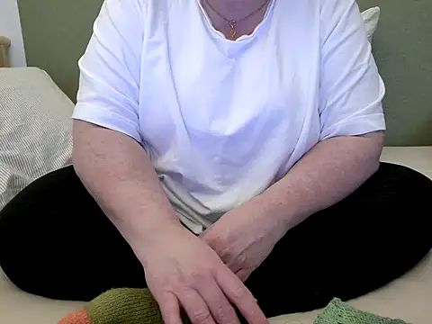 MarthaBriest online show from April 18, 2026, 7:22 am