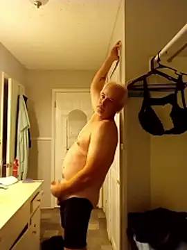 marc1812 online show from December 5, 2024, 5:43 am