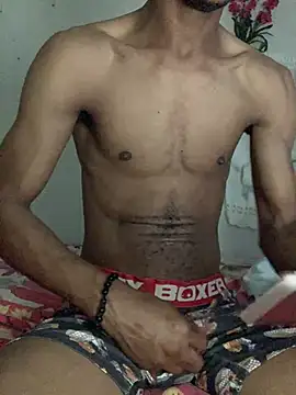 Johnras121 online show from April 4, 2026, 1:34 am