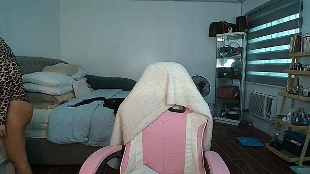 Snapshot of aya_saki chatting on September 10, 2025, 8:35 am aya saki online show from September 10, 2025, 8:35 am