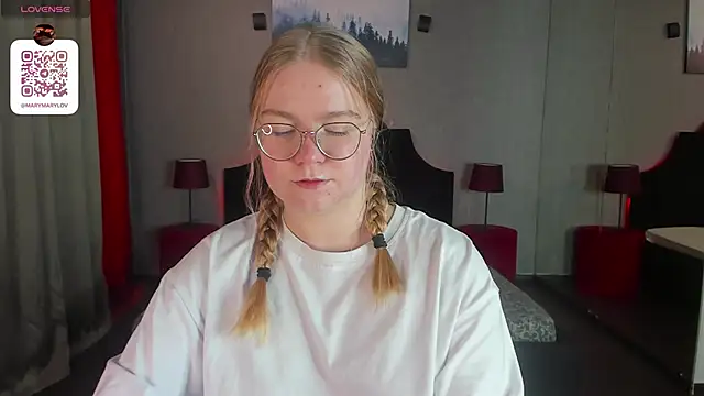 Snapshot of marydoji chatting on February 5, 2025, 8:21 am marydoji online show from February 5, 2025, 8:21 am