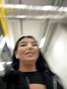 Tisha Busty online show from December 17, 2025, 12:54 pm