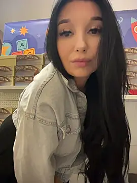Tisha Busty online show from June 3, 2026, 11:33 am