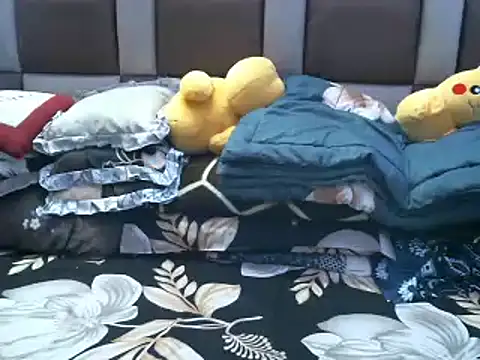 Tiny lusty online show from December 2, 2024, 6:16 pm