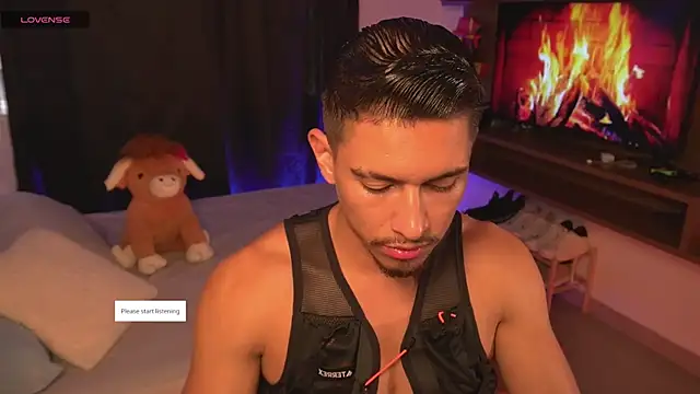 Aaronfox x online show from May 28, 2026, 10:26 pm
