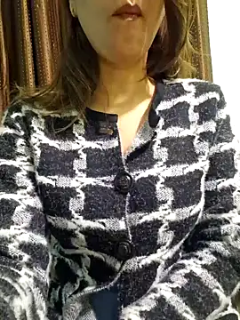 Snapshot of MIss-Naina chatting on February 9, 2025, 1:22 am MIss-Naina online show from February 9, 2025, 1:22 am