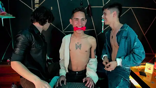 MillersKink online show from November 30, 2025, 10:10 pm