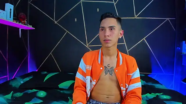 MillersKink online show from February 21, 2025, 4:40 am