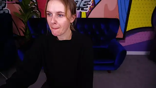 MaribelRiverr  online show from November 18, 2025, 10:29 am