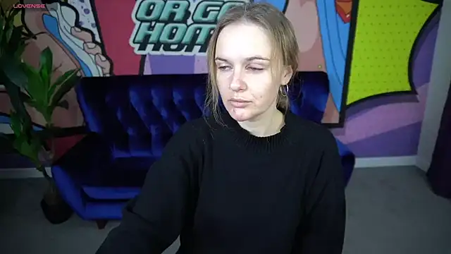 MaribelRiverr  online show from October 19, 2025, 5:54 am